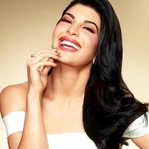 Jacqueline Fernandes Lights Up as Colorbar’s New Global Brand Ambassador!