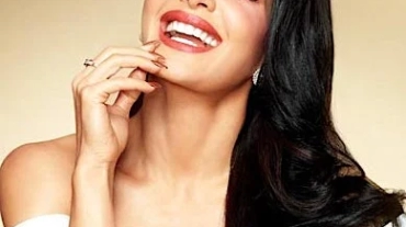 Colorbar_JACQUELINE-FERNANDEZ-COLLECTION