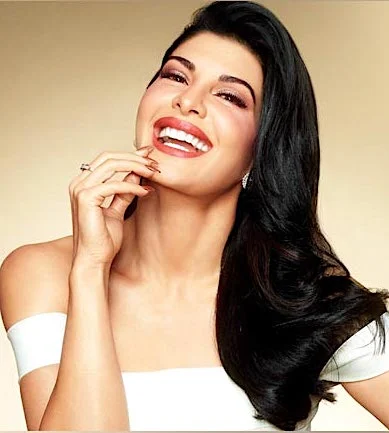 Colorbar_JACQUELINE-FERNANDEZ-COLLECTION